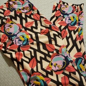 Lularoe tc2 leggings